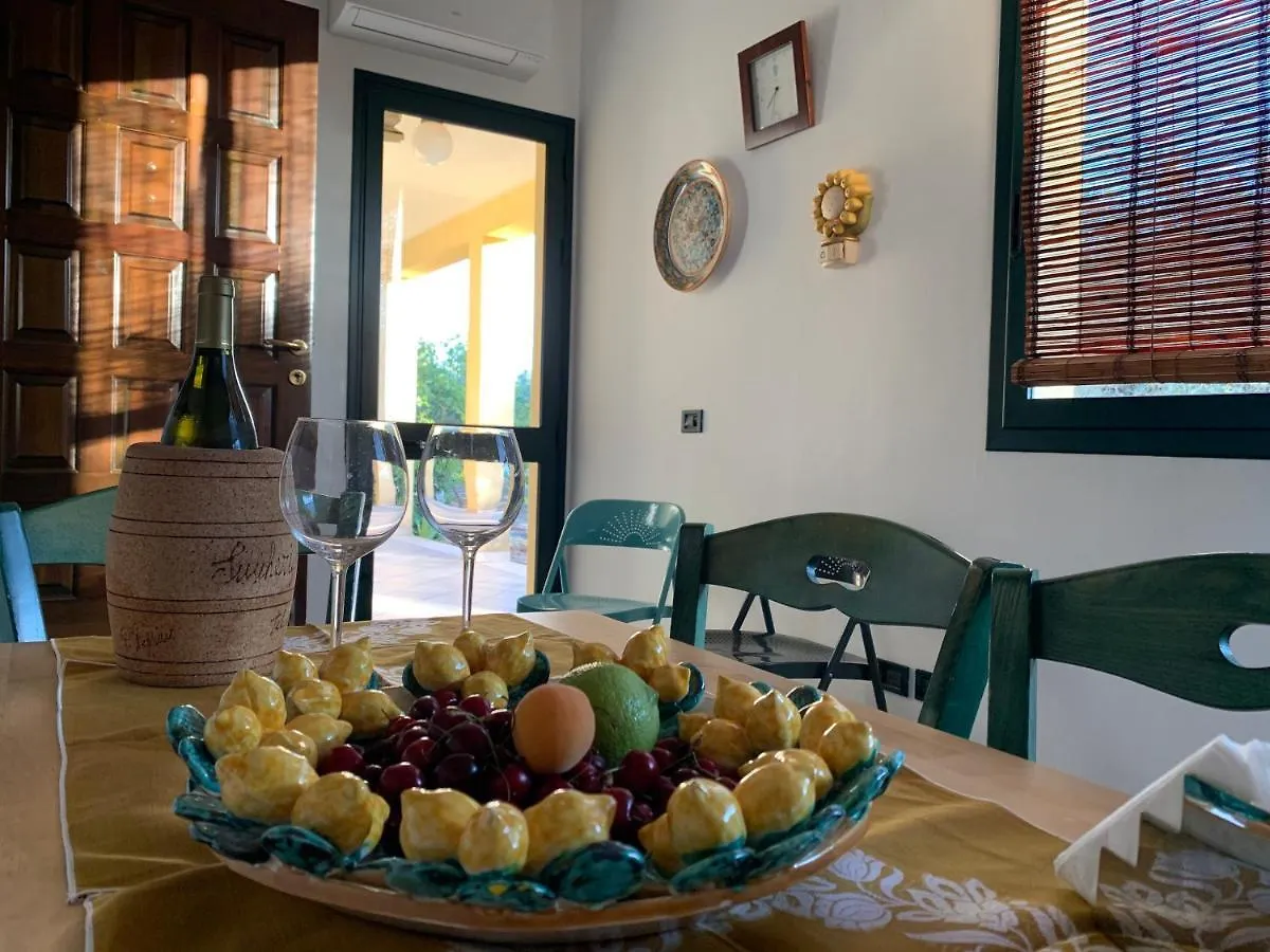 Exlusive Pool Villa - Cascina Relais Comiso