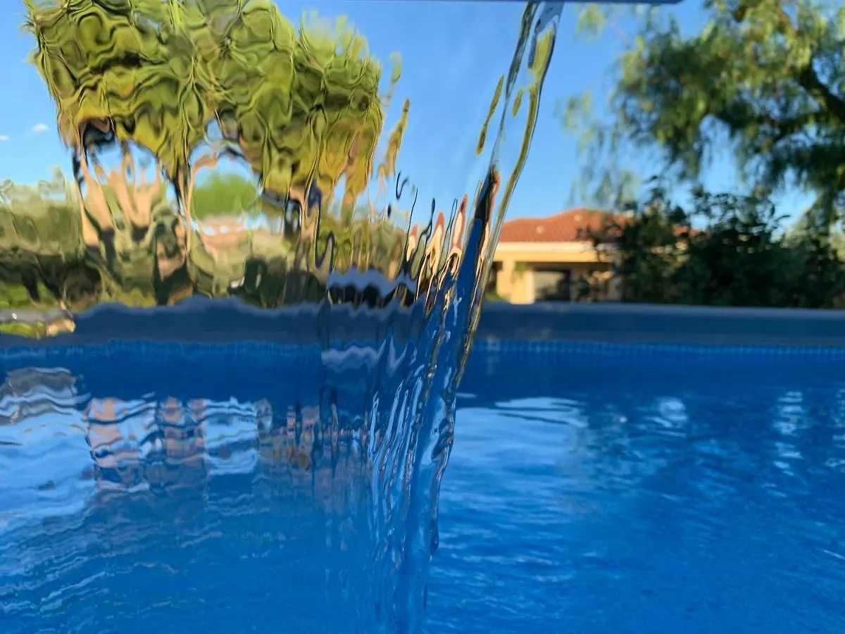 Exlusive Pool Villa - Cascina Relais contacts