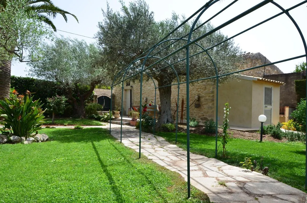 Exlusive Pool Villa - Cascina Relais Comiso Italy