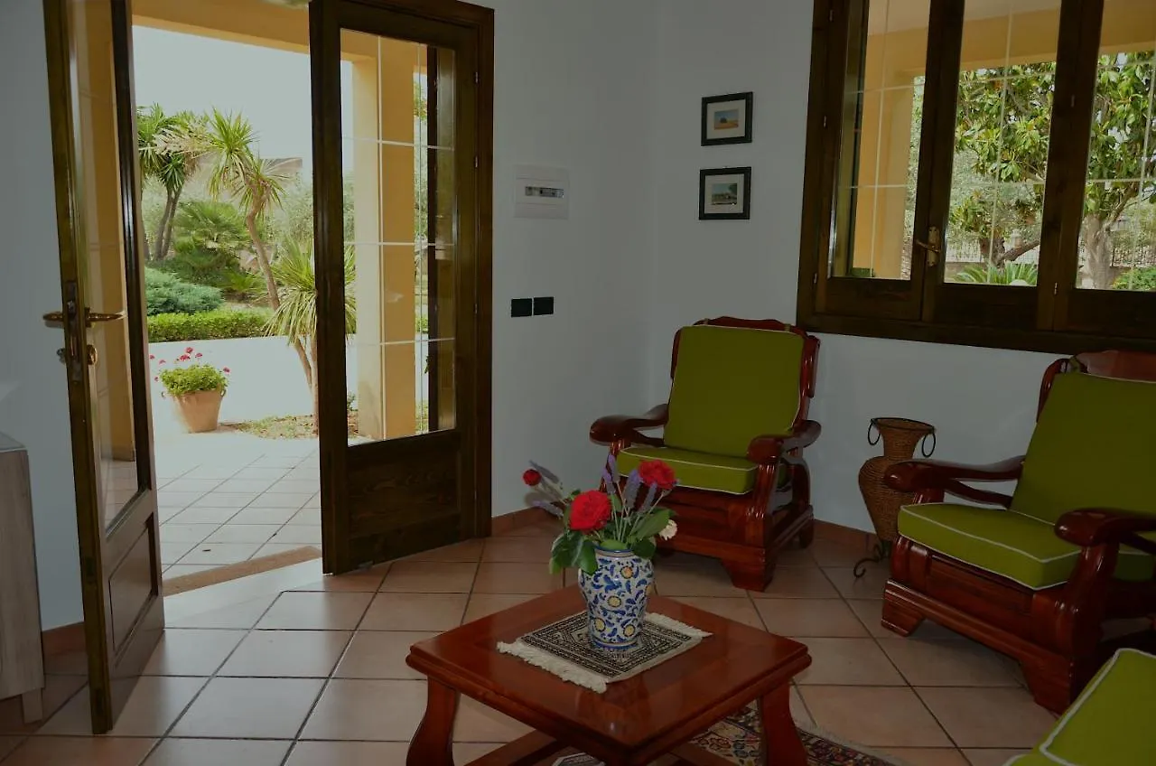Exlusive Pool Villa - Cascina Relais Comiso